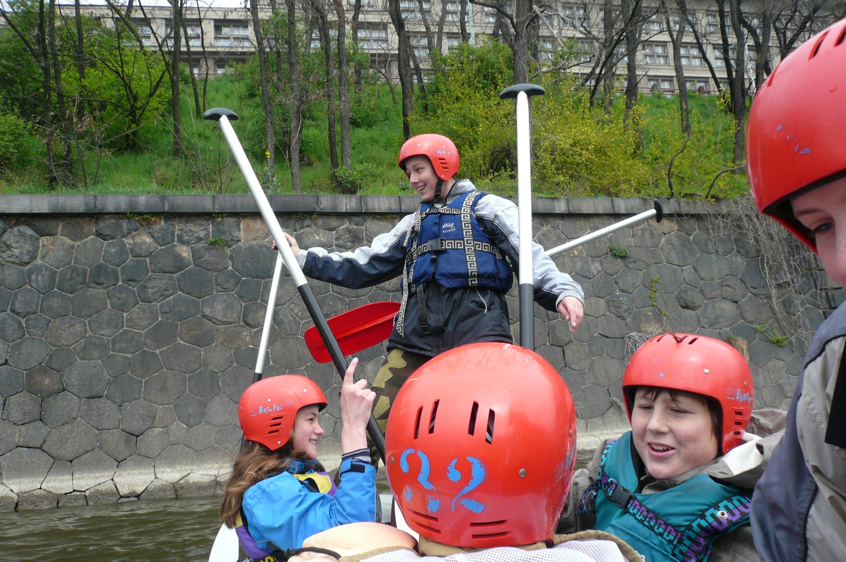 CAL 2008 04 Studna jez za vecera septa 54